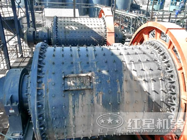 鋁灰球磨機(jī)案例現(xiàn)場 鋁灰球磨機(jī)案例現(xiàn)場