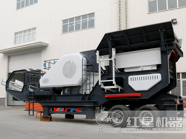 一臺時產100噸-600噸流動式鵝卵石移動碎石機 一臺時產100噸-600噸流動式鵝卵石移動碎石機