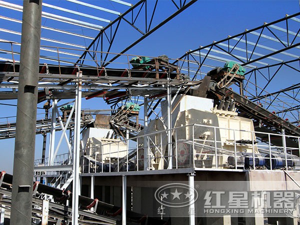 配1520反擊破和給料機(jī)石子生產(chǎn)線 配1520反擊破和給料機(jī)石子生產(chǎn)線