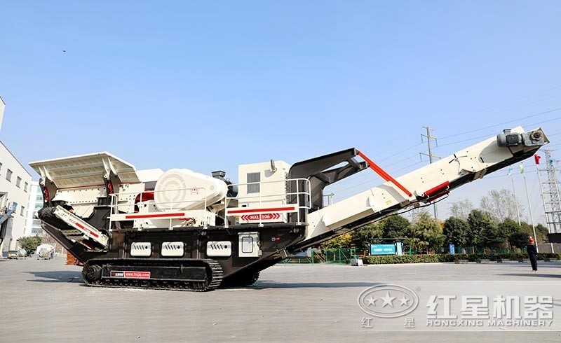 可遙控操作，隨場地靈活移動的履帶移動式破碎車