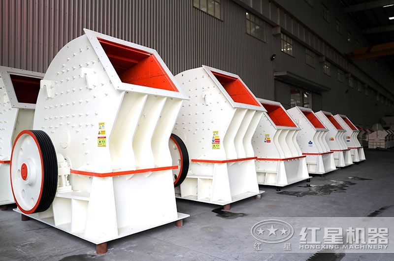 重錘式粉碎機(jī)，進(jìn)料口大，處理量高