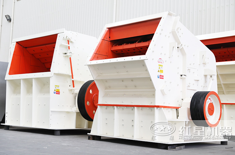 普通反擊破碎機，成本低，生產(chǎn)效益好