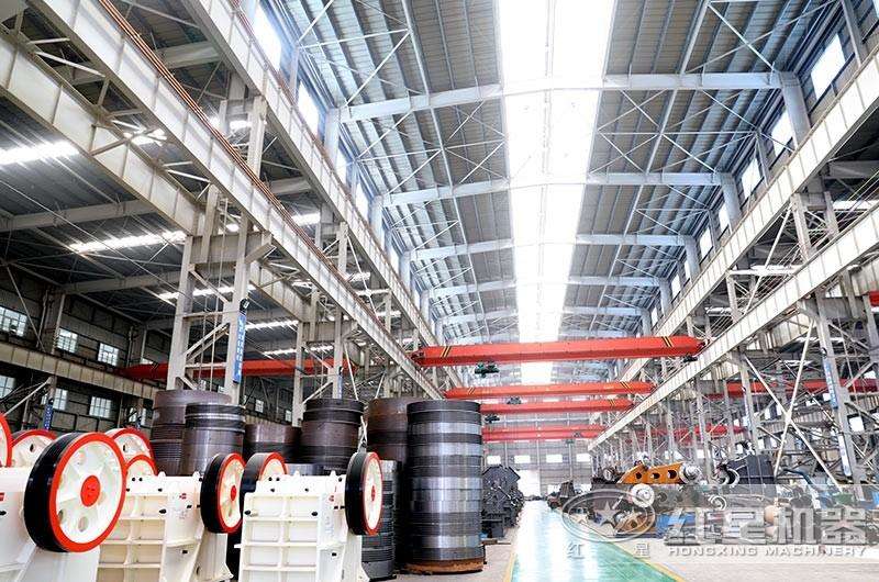 紅星大型CJ鄂式粉碎機(jī)生產(chǎn)車間,現(xiàn)貨提供 紅星大型CJ鄂式粉碎機(jī)生產(chǎn)車間,現(xiàn)貨提供