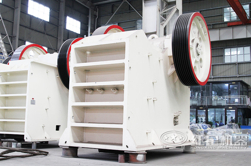 顎式破碎機,時產(chǎn)1-2200t/h 顎式破碎機,時產(chǎn)1-2200t/h