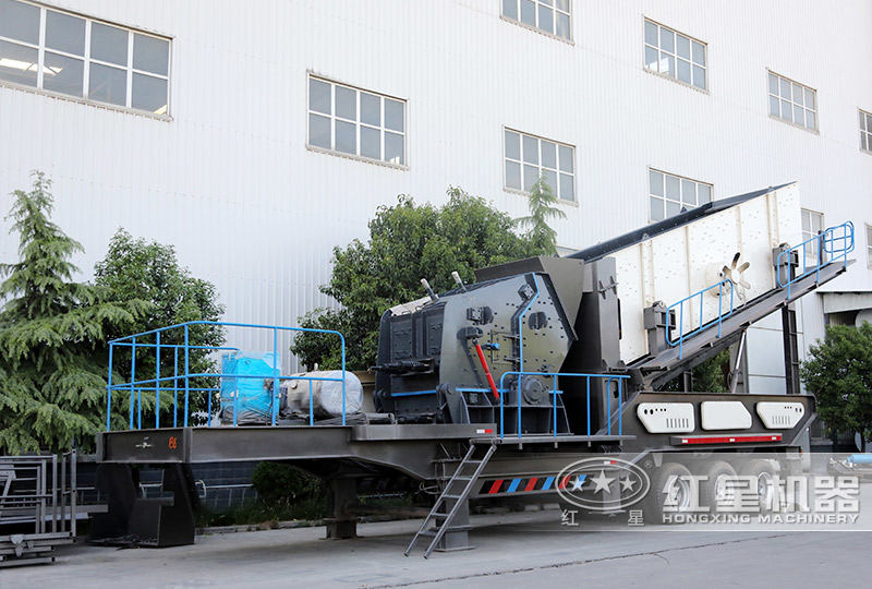 時(shí)產(chǎn)200噸移動(dòng)輪胎破,配反擊破 時(shí)產(chǎn)200噸移動(dòng)輪胎破,配反擊破