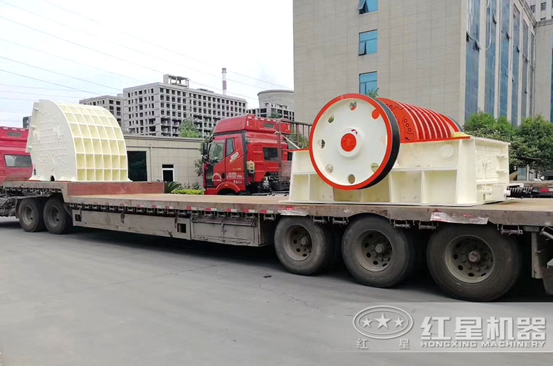 錘式破碎機發往山東客戶現場 錘式破碎機發往山東客戶現場