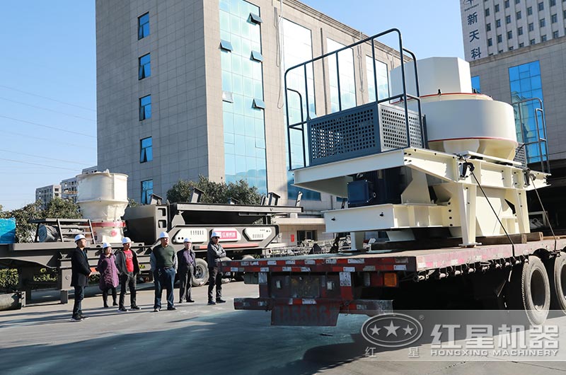 大型碎石磨砂機發(fā)貨現(xiàn)場圖 大型碎石磨砂機發(fā)貨現(xiàn)場圖