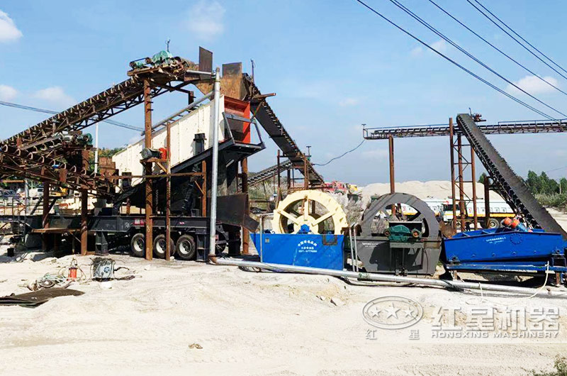 小型移動(dòng)治沙機(jī)生產(chǎn)現(xiàn)場(chǎng)實(shí)拍圖 小型移動(dòng)治沙機(jī)生產(chǎn)現(xiàn)場(chǎng)實(shí)拍圖