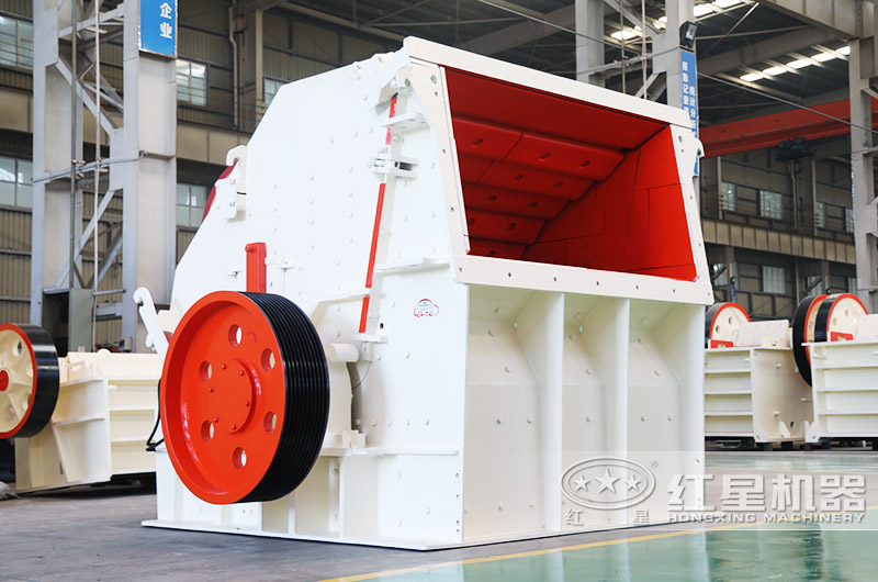 反擊式破碎機，成品呈立方體狀，粒形好