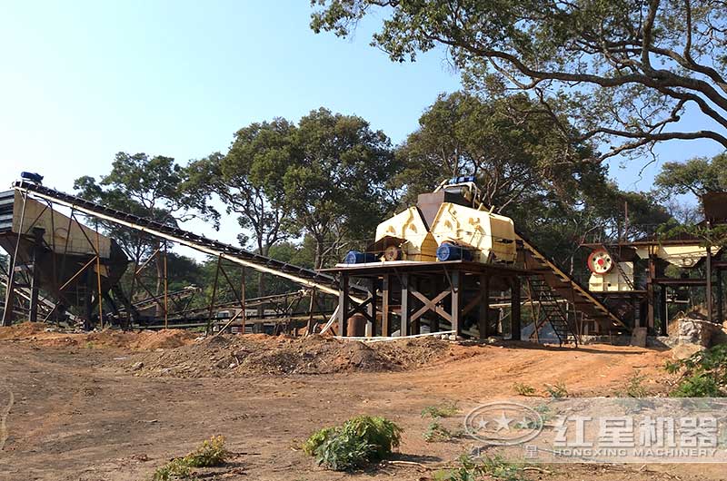 大型石頭破碎機(jī)生產(chǎn)線(xiàn) 大型石頭破碎機(jī)生產(chǎn)線(xiàn)