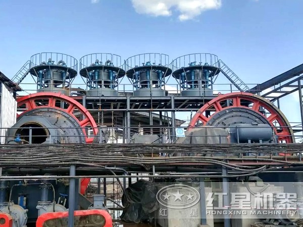 陶瓷球磨機(jī)案例現(xiàn)場(chǎng) 陶瓷球磨機(jī)案例現(xiàn)場(chǎng)