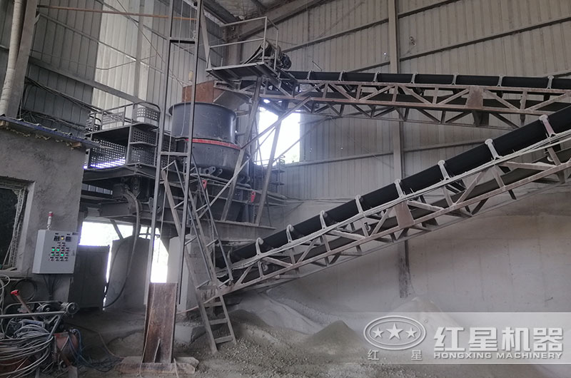 室內青石制砂加工現場 室內青石制砂加工現場